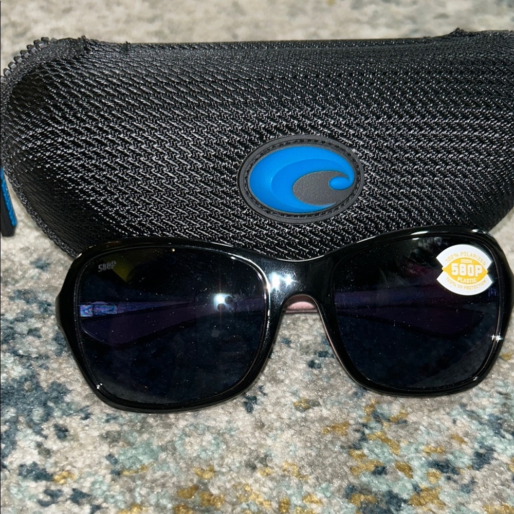 Chic Pink Sunglasses with Case